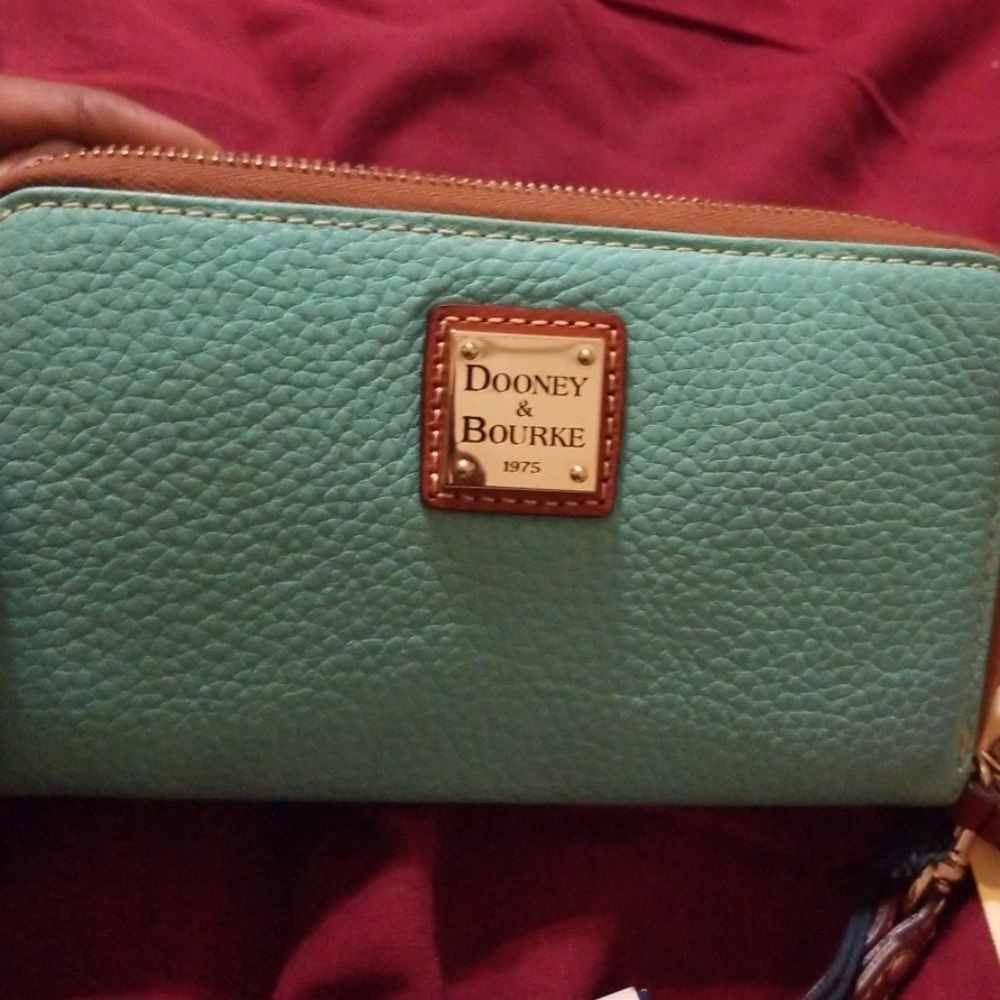 Dooney Bourke